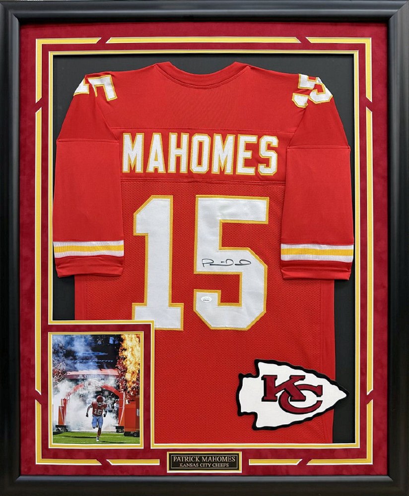 PATRICK MAHOMES AUTOGRAPHED HAND SIGNED AND CUSTOM FRAMED CHIEFS JERSEY